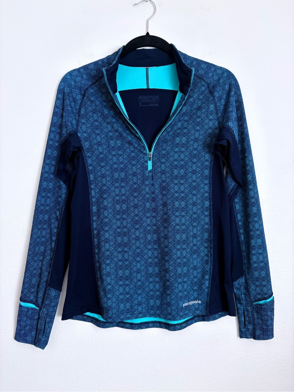 Patagonia All Weather 1/4 Zip Mesh Back Thumbholes Lightweight Trail Running S